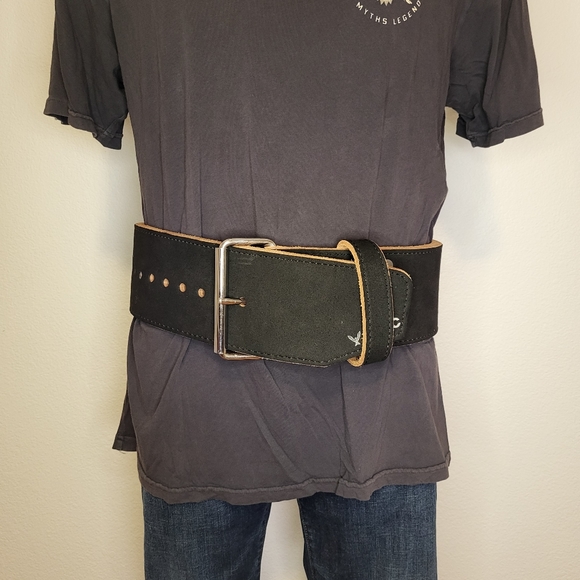Stoic 4" Leather Powerlifting/Weight Lifting Belt size 33-42 - Picture 1 of 7